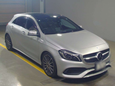 2018 Mercedes Benz A-Class 176042[2]