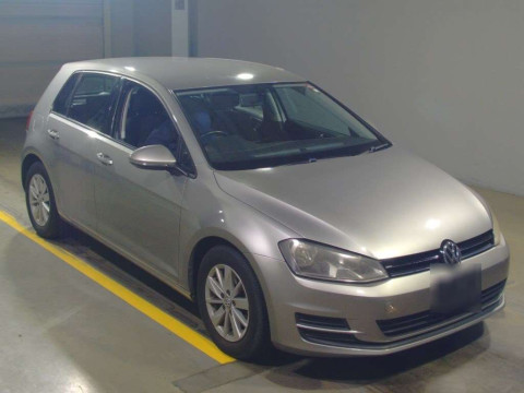 2014 Volkswagen Golf AUCJZ[2]