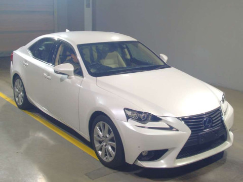 2015 Lexus IS AVE30[2]