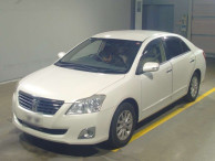 2013 Toyota Premio