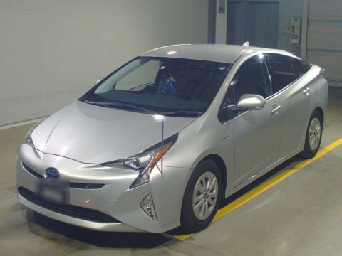 2018 Toyota Prius ZVW50[0]