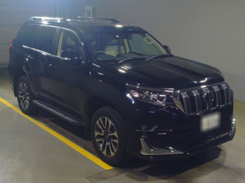 2022 Toyota Land Cruiser Prado TRJ150W[2]