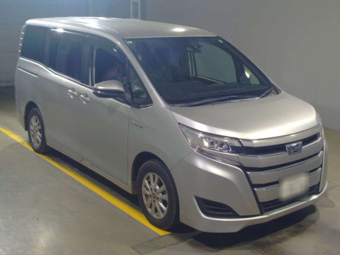 2019 Toyota Noah ZWR80G[2]