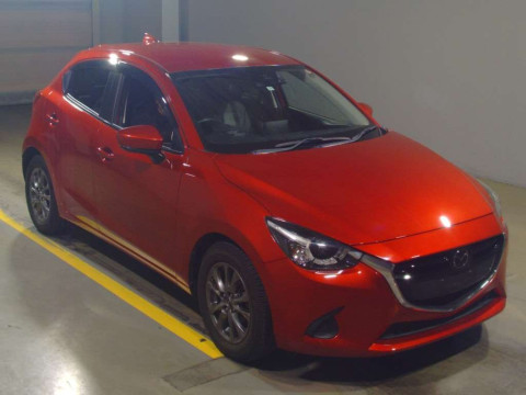 2017 Mazda Demio DJ3FS[2]