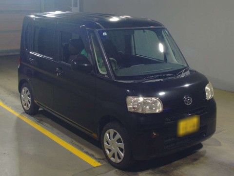 2010 Daihatsu Tanto L375S[2]