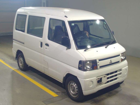 2011 Mitsubishi Minicab Van U62V[2]