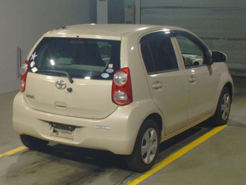 2010 Toyota Passo NGC30[1]