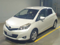 2011 Toyota Vitz