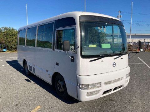 2015 Nissan Civilian Bus DVW41[2]