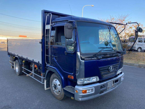 2006 UD Trucks Condor MK36C[2]