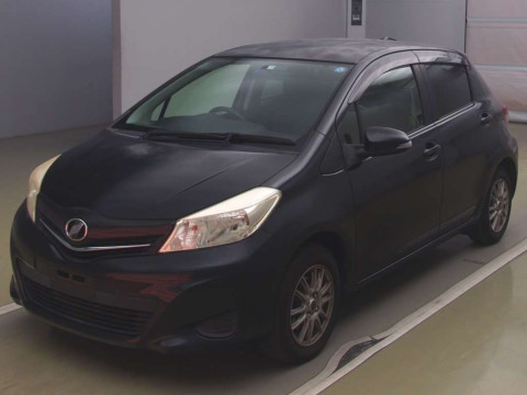 2011 Toyota Vitz NSP130[0]