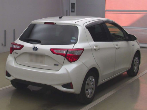 2018 Toyota Vitz NHP130[1]