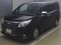 2015 Toyota Noah