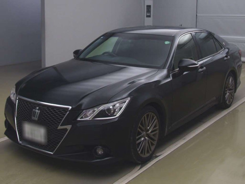 2015 Toyota Crown GRS214[0]