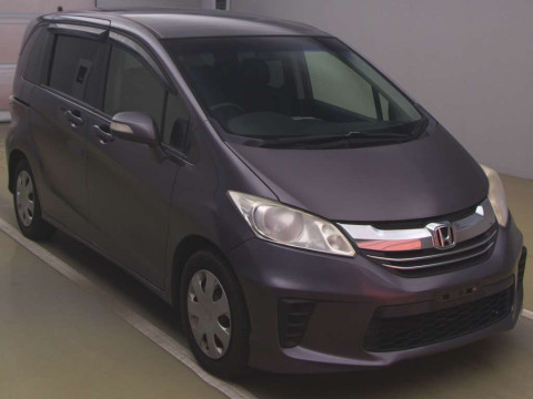 2015 Honda Freed GB3[2]