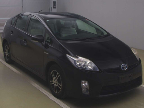 2010 Toyota Prius ZVW30[2]