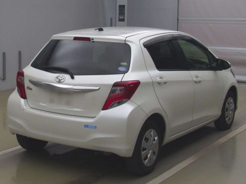 2014 Toyota Vitz KSP130[1]