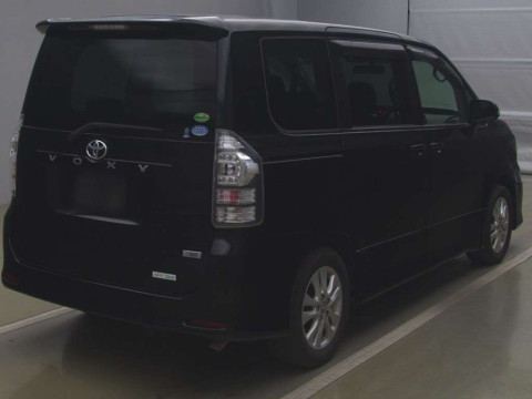 2012 Toyota Voxy ZRR70W[1]