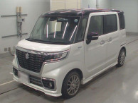 2018 Suzuki Spacia Custom