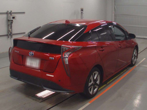 2017 Toyota Prius ZVW50[1]