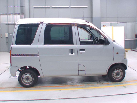 2000 Daihatsu Hijet Cargo S200V[2]