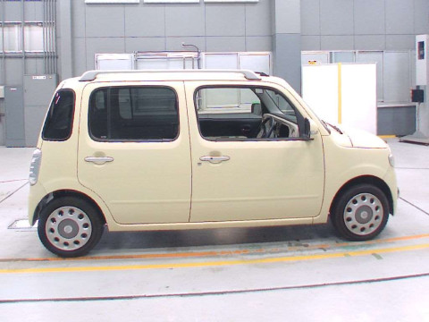 2013 Daihatsu Mira Cocoa L675S[2]