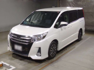 2016 Toyota Noah