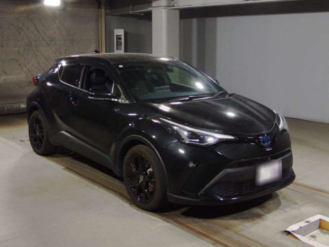 2021 Toyota C-HR ZYX11[2]