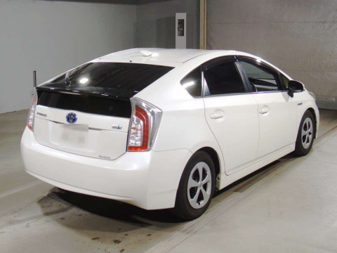 2014 Toyota Prius ZVW30[1]