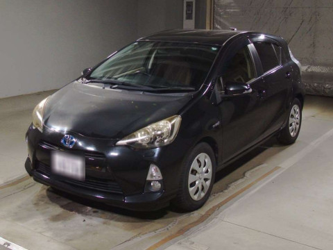 2012 Toyota Aqua NHP10[0]