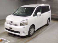 2008 Toyota Voxy