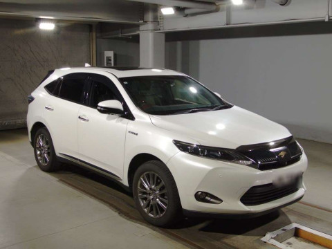 2015 Toyota Harrier Hybrid AVU65W[2]