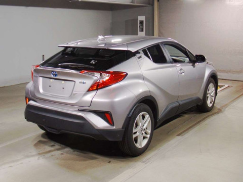 2021 Toyota C-HR ZYX11[1]