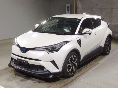 2017 Toyota C-HR ZYX10[0]