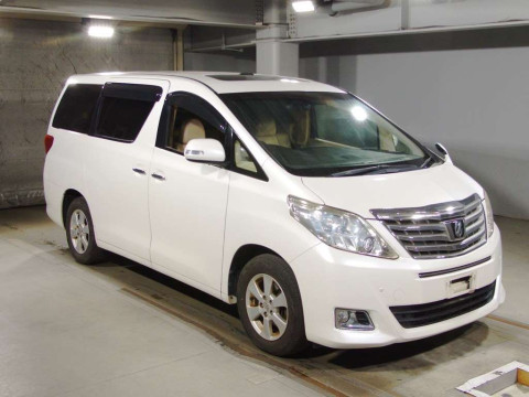 2013 Toyota Alphard GGH25W[2]