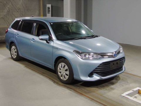 2015 Toyota Corolla Fielder NKE165G[2]