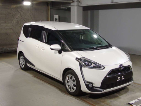 2017 Toyota Sienta NSP170G[2]