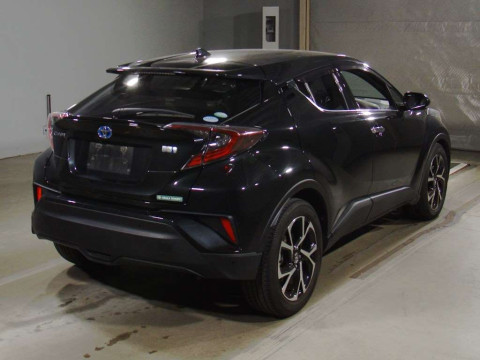 2018 Toyota C-HR ZYX10[1]