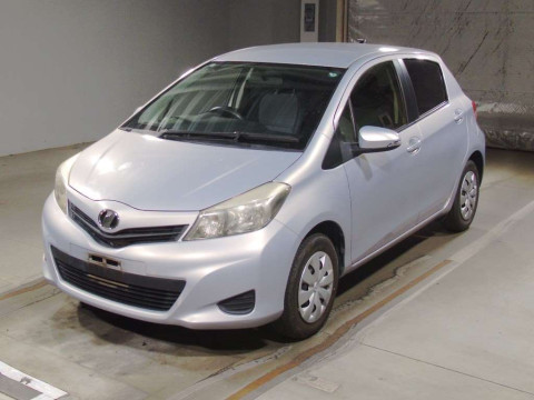 2013 Toyota Vitz KSP130[0]