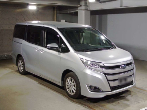 2021 Toyota Noah ZWR80G[2]