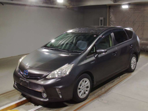 2012 Toyota Prius alpha ZVW41W[0]