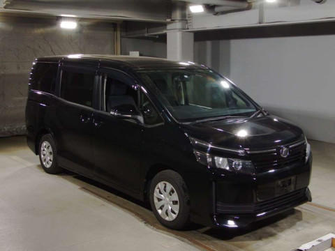 2014 Toyota Voxy ZRR80G[2]