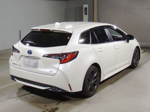 2021 Toyota Corolla Touring Wagon ZWE214W[1]