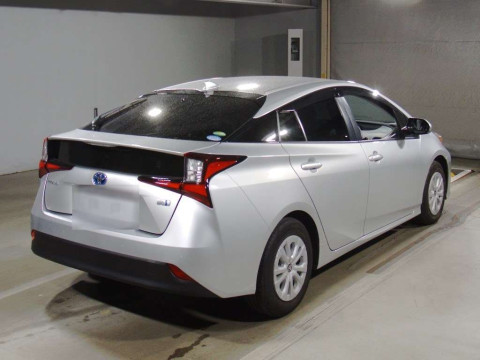 2020 Toyota Prius ZVW51[1]