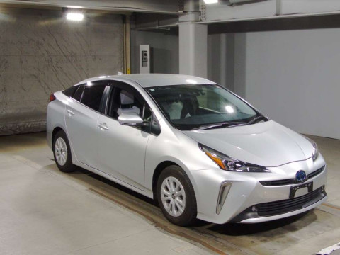 2020 Toyota Prius ZVW51[2]