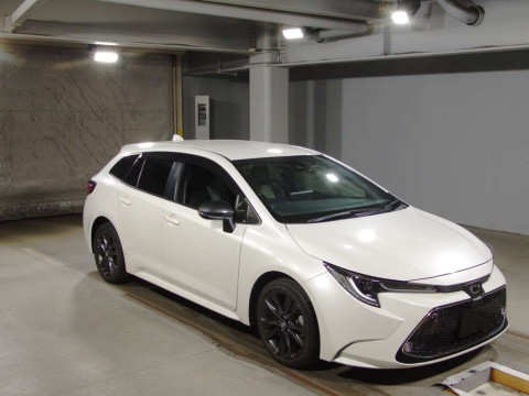 2019 Toyota Corolla Touring Wagon ZRE212W[2]