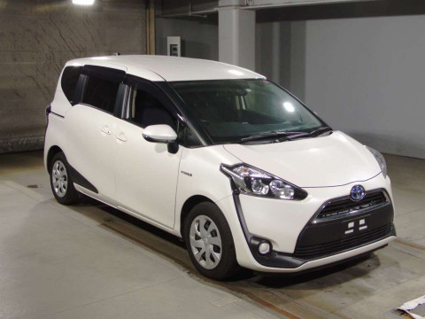 2015 Toyota Sienta NHP170G[2]