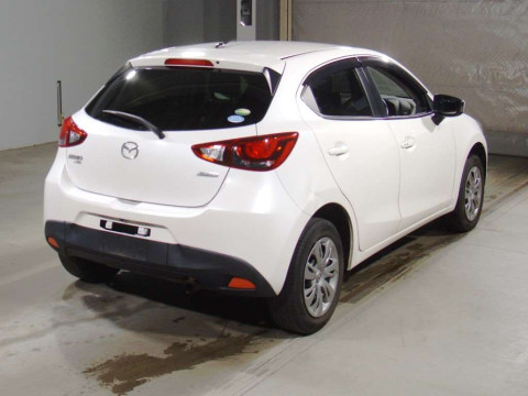 2016 Mazda Demio DJ3AS[1]