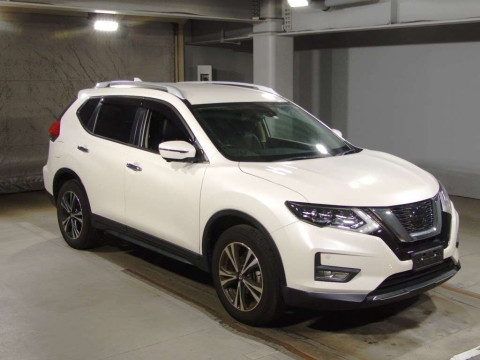 2020 Nissan X-Trail T32[2]