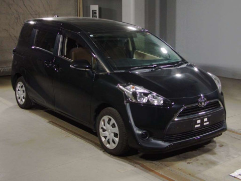 2016 Toyota Sienta NSP170G[2]